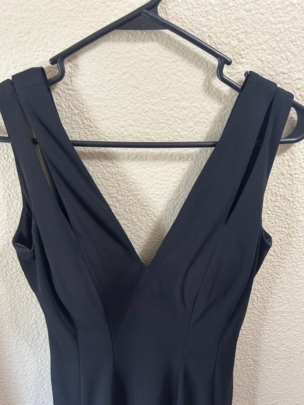 White House Black Market Black V-Neck Midi Dress - Picture 3 of 5